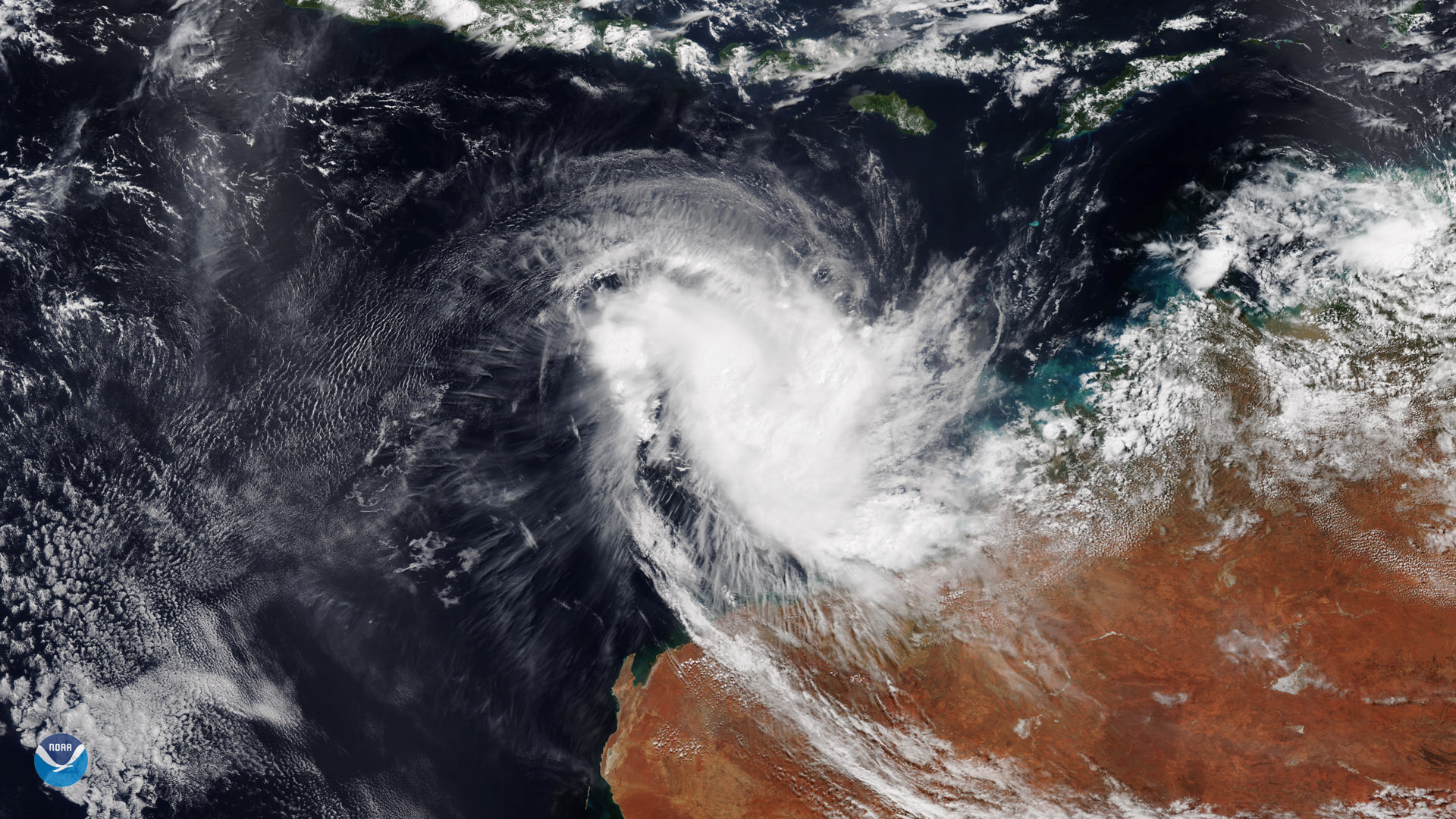 Tropical Cyclone Wallace Fights Losing Battle with Wind Shear