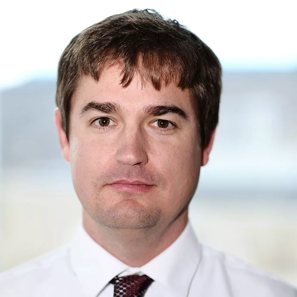 Headshot of Dan Lindsey