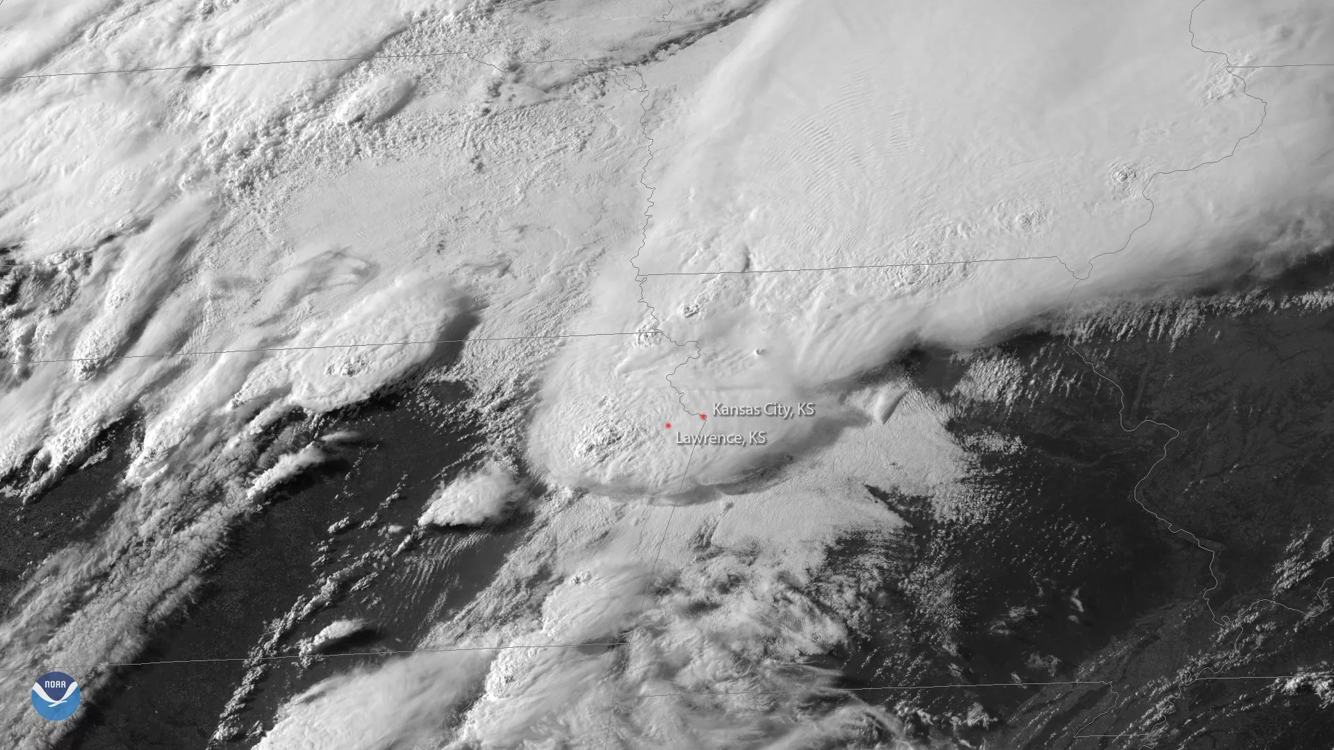 In this GOES East view from 6 p.m. CDT on May 28, 2019, thunderstorms are beginning to bubble up over northeastern Kansas.