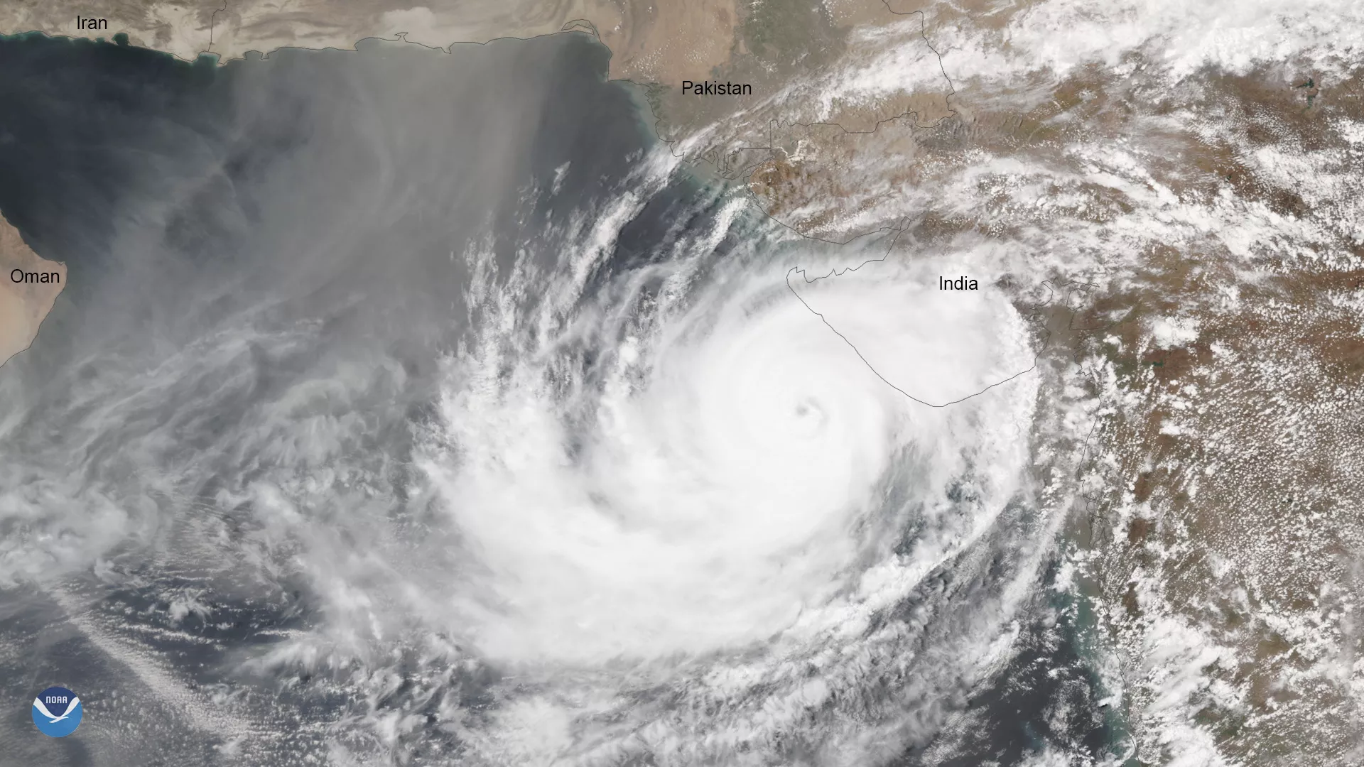 Suomi NPP imagery of tropical cyclone Vayu approaching India's northwestern coast.