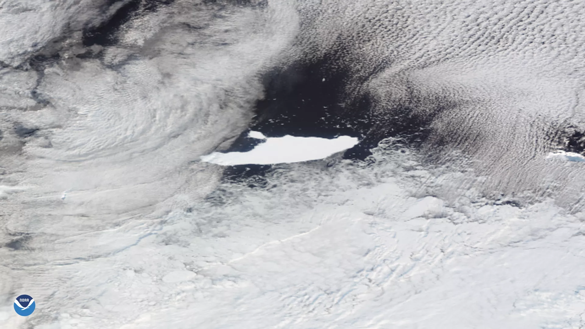 Photo of an iceberg near antarctica