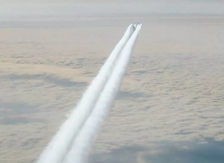 jet contrails
