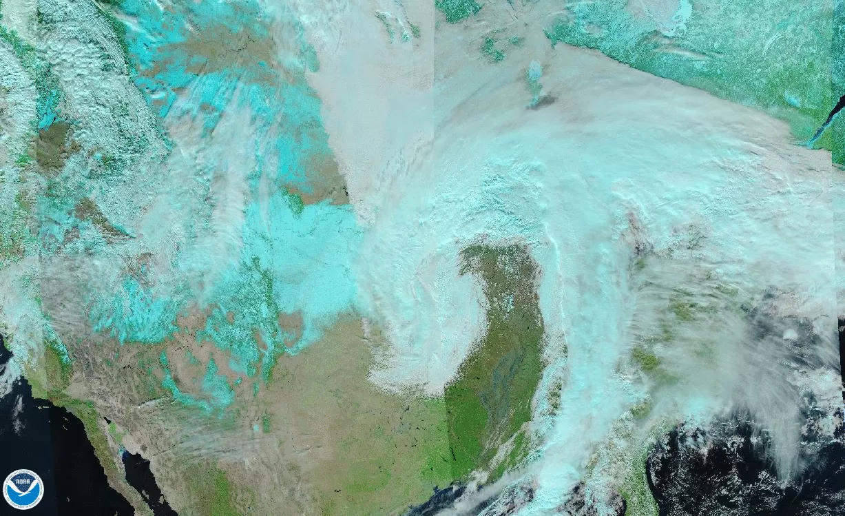 Image of snow and clouds